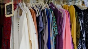 cara menjual pakaian